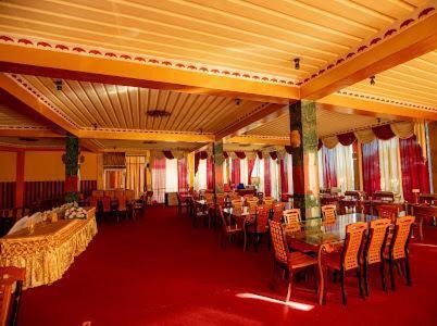 Delma Mount View Hotel キャンディー エクステリア 写真